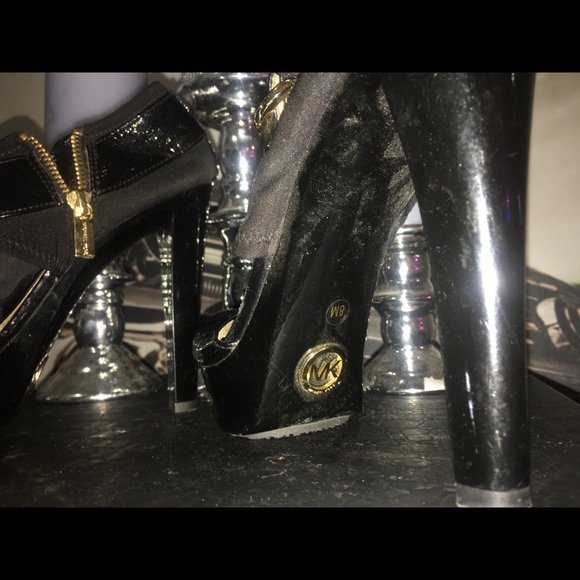 Michael kors heels - Picture 2 of 6
